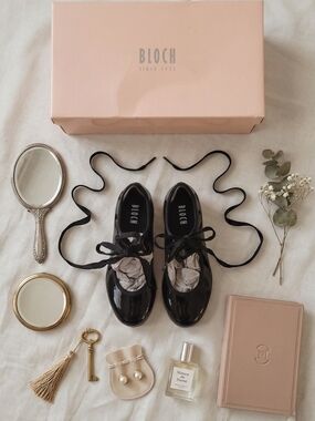 Bloch Black Patent Lace-Up Ballet Flats with Ribbon Ties